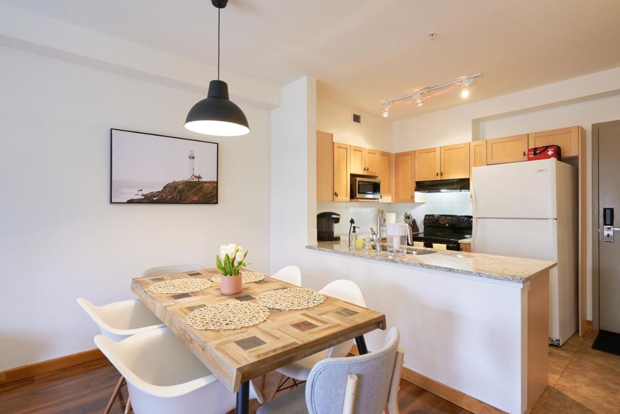 Apartmán Mtn View Escape With King Size Bed With Outdoor Pool - Banff Pass Included! Canmore Exteriér fotografie